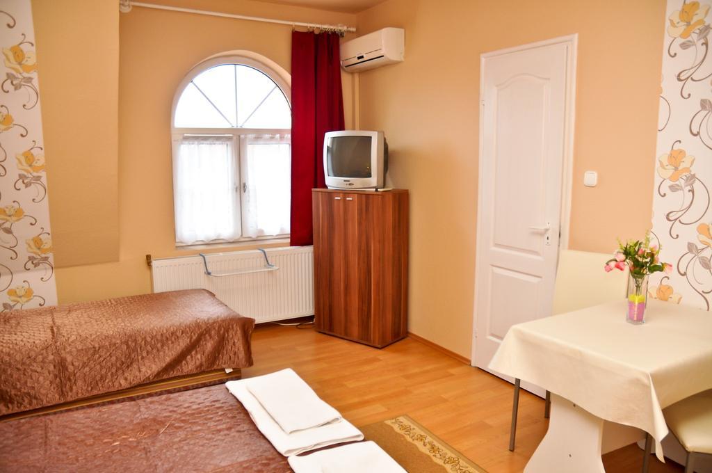 Kastely Panzio Ii. Hotel Hajdúszoboszló Værelse billede